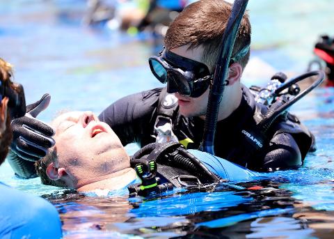 تربیت پزشک برای بخشهای اکسیژن پرفشار